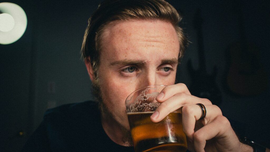 is alcohol abuse hereditary